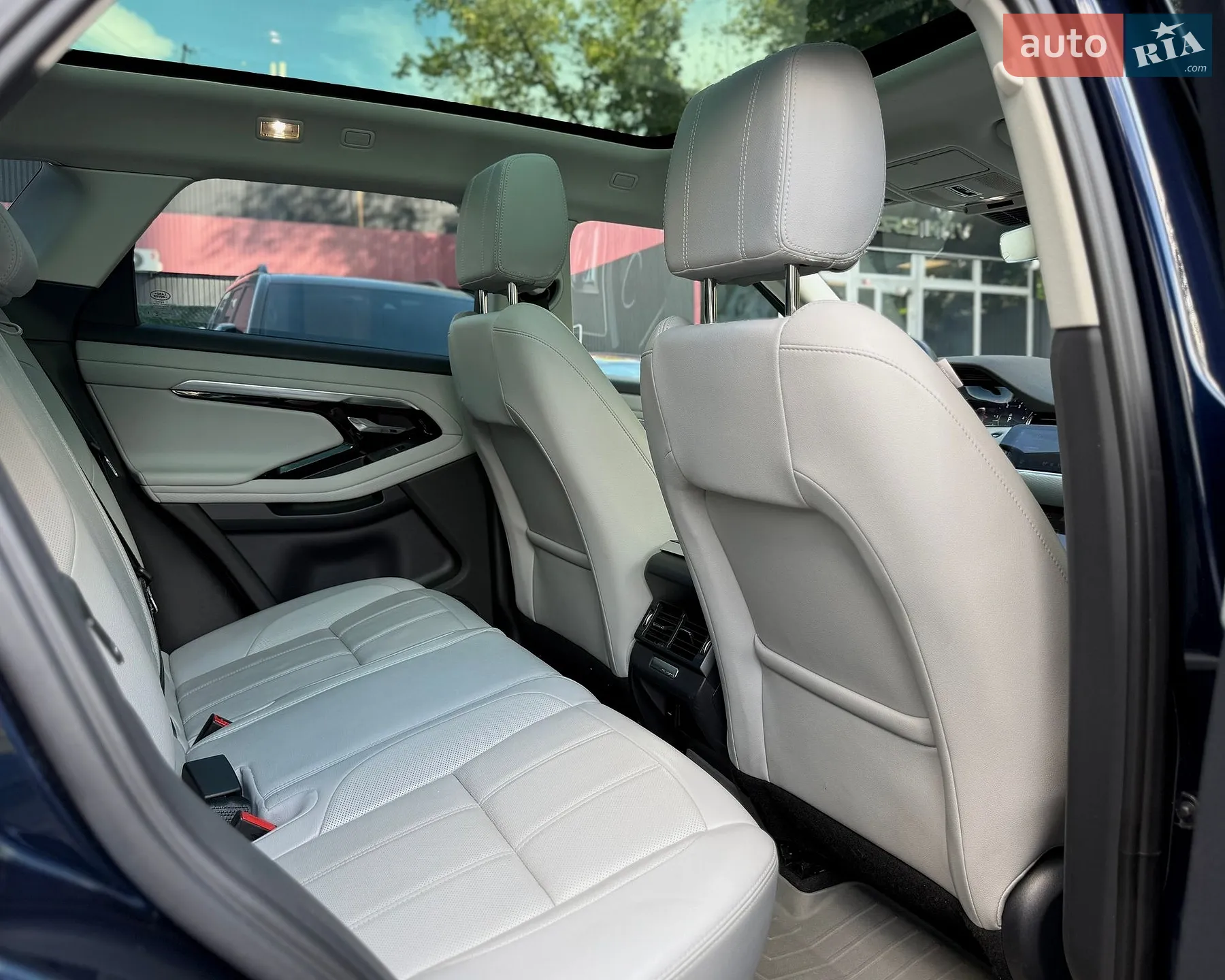 2021 Land Rover Range Rover Evoque - мініатюра 14