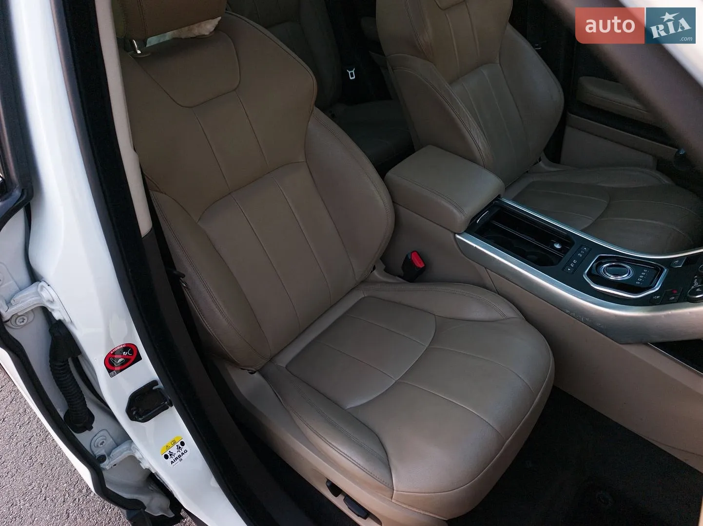 2018 Land Rover Range Rover Evoque - мініатюра 29