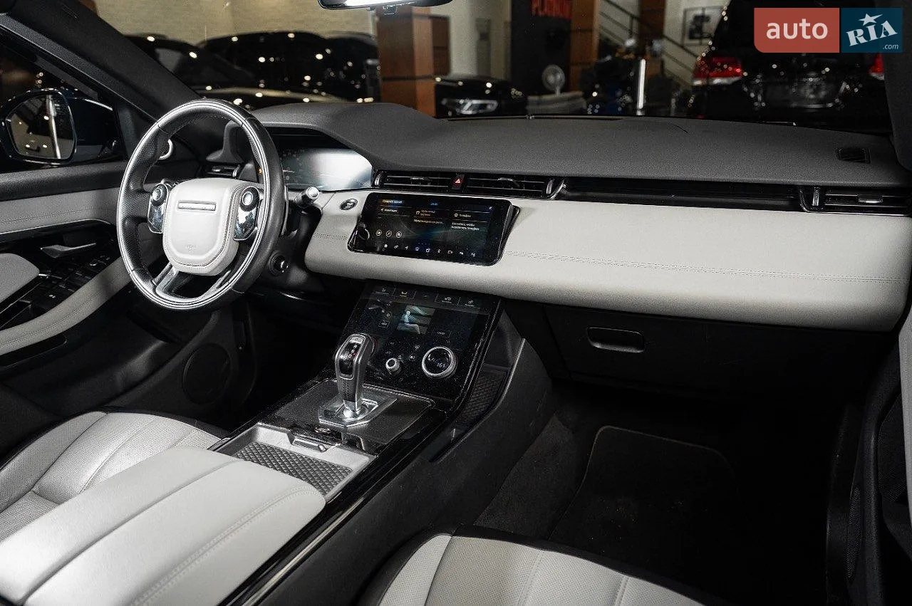 2019 Land Rover Range Rover Evoque - мініатюра 32