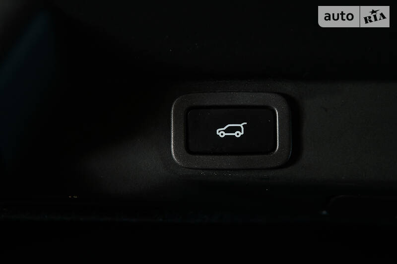 Позашляховик / Кросовер Land Rover Range Rover Sport 2018 в Одесі