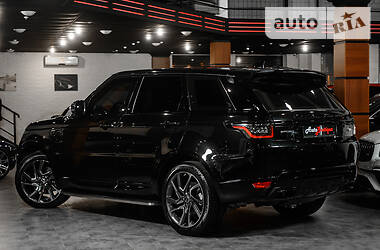Позашляховик / Кросовер Land Rover Range Rover Sport 2018 в 