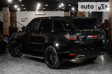 Позашляховик / Кросовер Land Rover Range Rover Sport 2018 в 