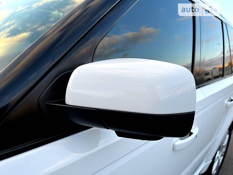 Внедорожник / Кроссовер Land Rover Range Rover Sport 2013 в Кривом Роге