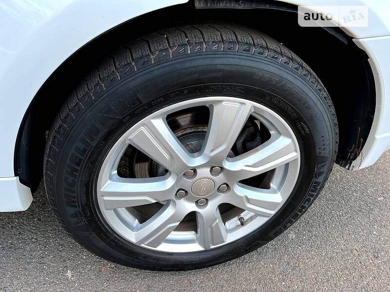 Внедорожник / Кроссовер Land Rover Range Rover Sport 2013 в Кривом Роге