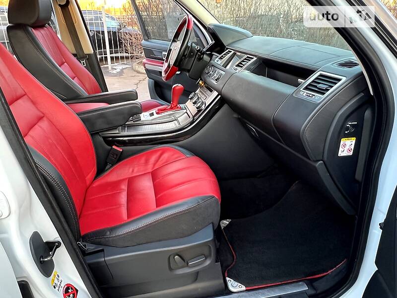 Внедорожник / Кроссовер Land Rover Range Rover Sport 2013 в Кривом Роге