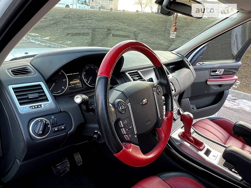 Внедорожник / Кроссовер Land Rover Range Rover Sport 2013 в Кривом Роге