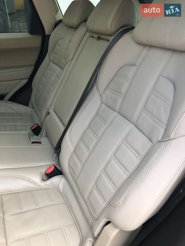 Внедорожник / Кроссовер Land Rover Range Rover Sport 2014 в Черновцах