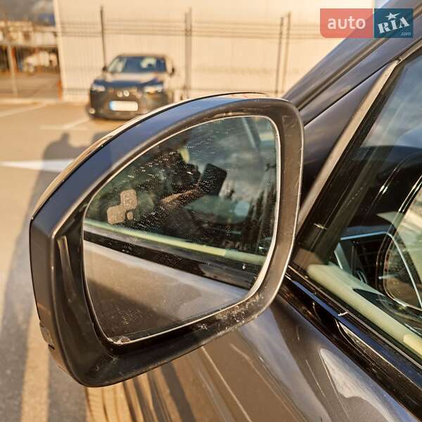 Внедорожник / Кроссовер Land Rover Range Rover Sport 2016 в Киеве