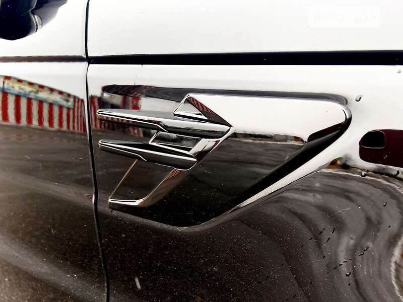 Позашляховик / Кросовер Land Rover Range Rover Sport 2018 в Харкові