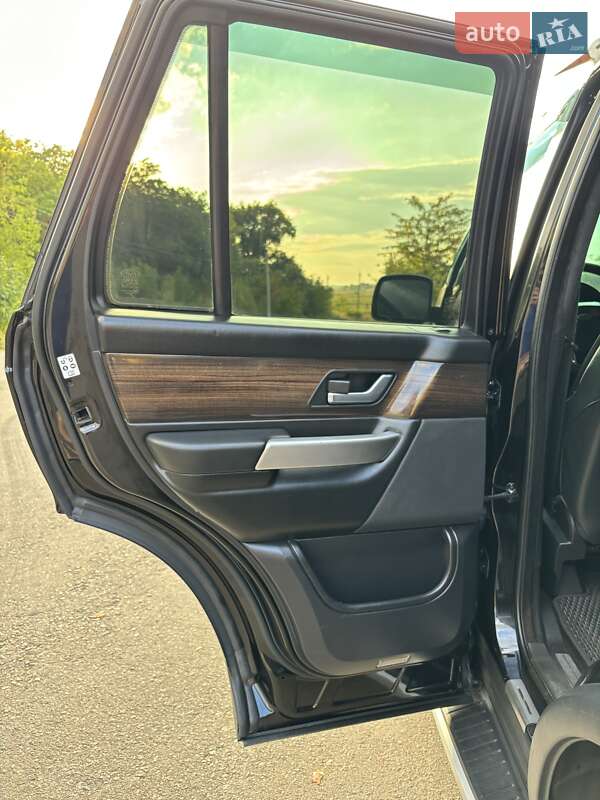 Внедорожник / Кроссовер Land Rover Range Rover Sport 2009 в Березовке