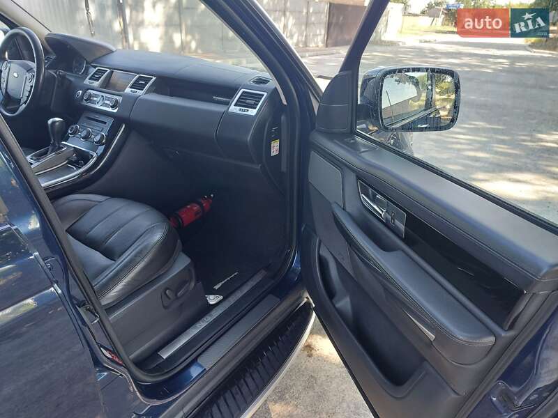 Внедорожник / Кроссовер Land Rover Range Rover Sport 2011 в Белгороде-Днестровском