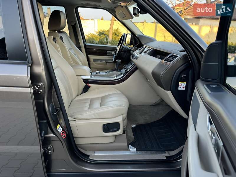 Позашляховик / Кросовер Land Rover Range Rover Sport 2010 в Одесі