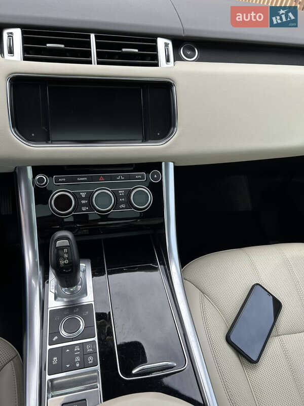 Внедорожник / Кроссовер Land Rover Range Rover Sport 2015 в Черновцах