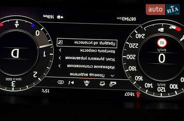 Позашляховик / Кросовер Land Rover Range Rover Sport 2020 в 
