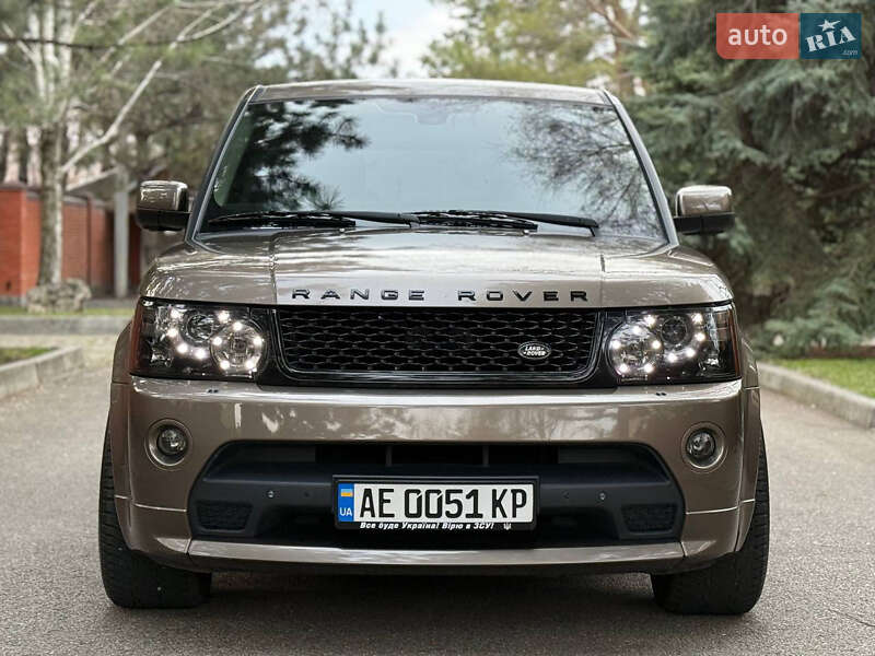 Внедорожник / Кроссовер Land Rover Range Rover Sport 2012 в 