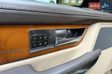 Внедорожник / Кроссовер Land Rover Range Rover Sport 2012 в 