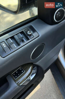 Внедорожник / Кроссовер Land Rover Range Rover Sport 2014 в 