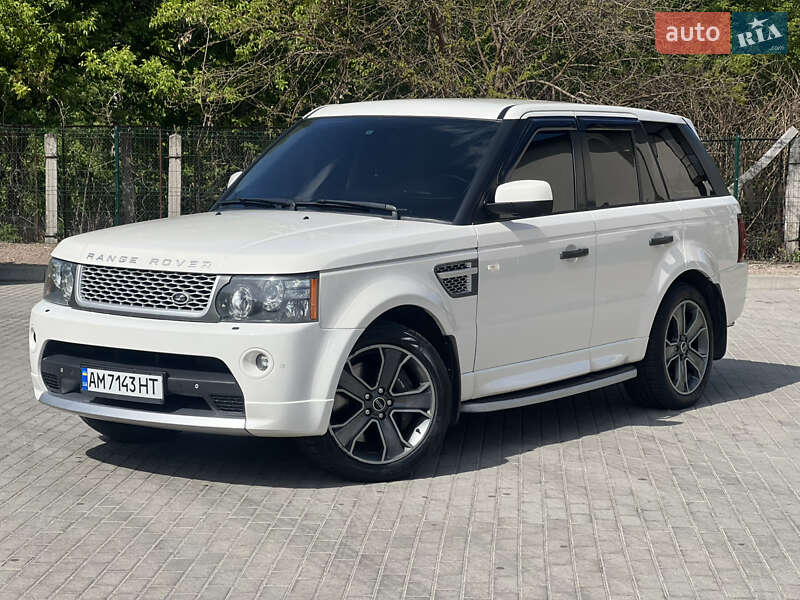 Внедорожник / Кроссовер Land Rover Range Rover Sport 2010 в 