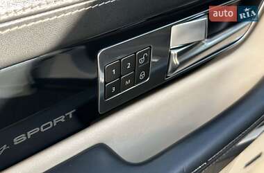Внедорожник / Кроссовер Land Rover Range Rover Sport 2011 в 