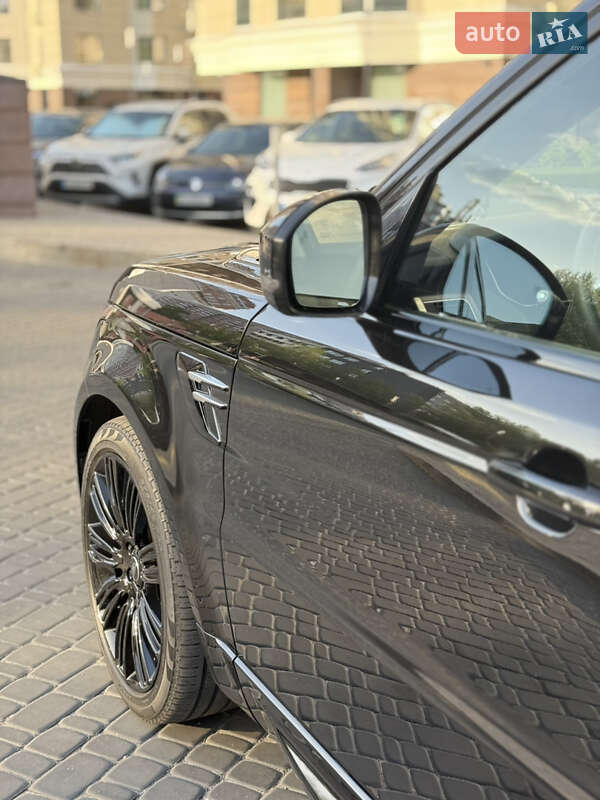 Позашляховик / Кросовер Land Rover Range Rover Sport 2019 в Києві