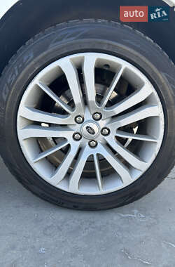Позашляховик / Кросовер Land Rover Range Rover Sport 2011 в 