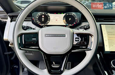 Позашляховик / Кросовер Land Rover Range Rover Sport 2023 в 