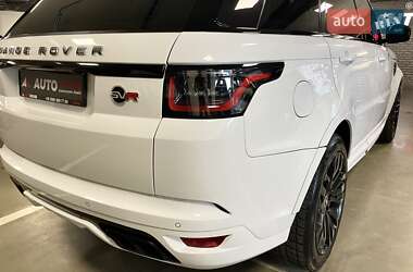 Внедорожник / Кроссовер Land Rover Range Rover Sport 2016 в 