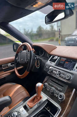 Позашляховик / Кросовер Land Rover Range Rover Sport 2010 в 