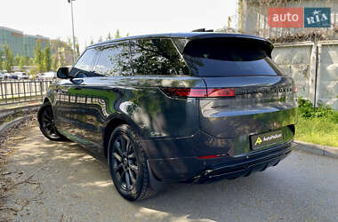 Позашляховик / Кросовер Land Rover Range Rover Sport 2023 в 