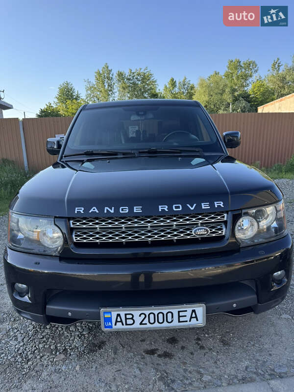 Внедорожник / Кроссовер Land Rover Range Rover Sport 2013 в Черновцах