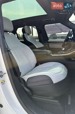 Внедорожник / Кроссовер Land Rover Range Rover Sport 2022 в 
