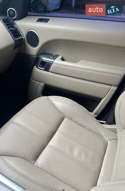 Внедорожник / Кроссовер Land Rover Range Rover Sport 2013 в 