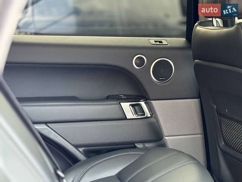 Позашляховик / Кросовер Land Rover Range Rover Sport 2017 в Києві