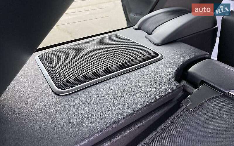 Внедорожник / Кроссовер Land Rover Range Rover Sport 2019 в Киеве