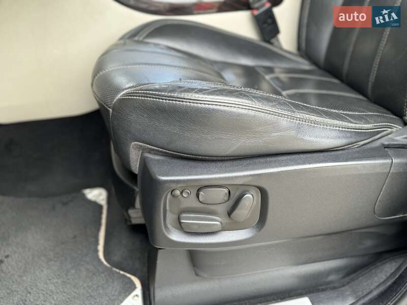 Внедорожник / Кроссовер Land Rover Range Rover Sport 2011 в Сарнах