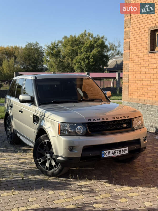Внедорожник / Кроссовер Land Rover Range Rover Sport 2010 в Радомышле
