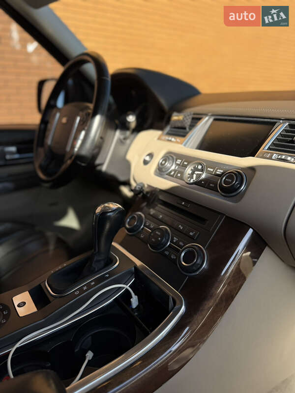 Внедорожник / Кроссовер Land Rover Range Rover Sport 2010 в Радомышле