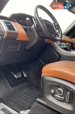 Внедорожник / Кроссовер Land Rover Range Rover Sport 2017 в 