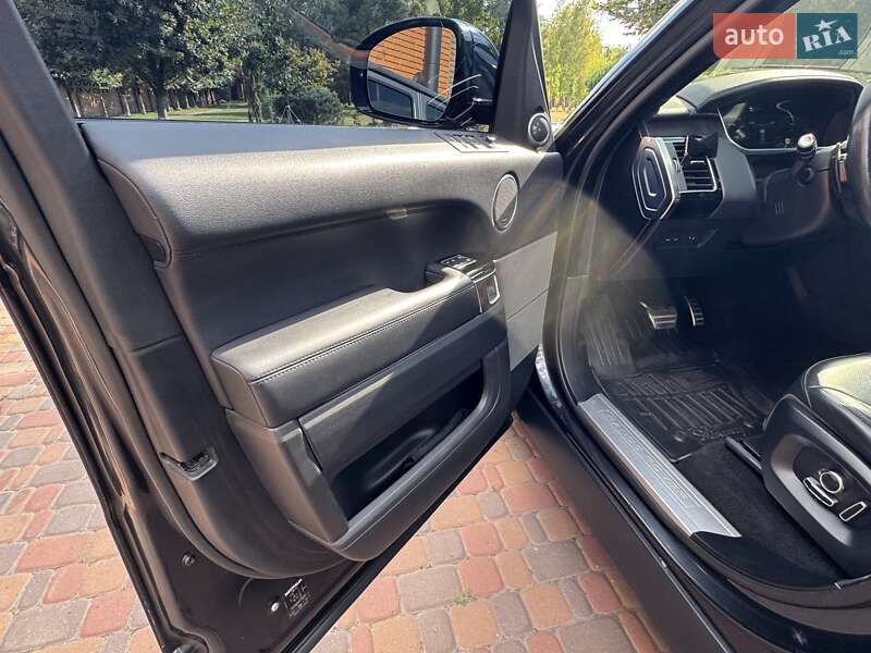 Внедорожник / Кроссовер Land Rover Range Rover Sport 2016 в Киеве