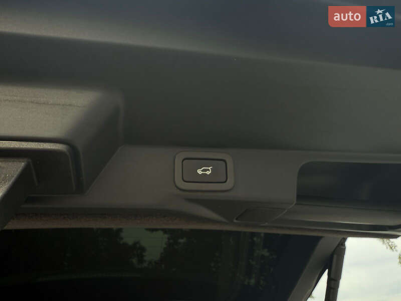 Внедорожник / Кроссовер Land Rover Range Rover Sport 2015 в Луцке