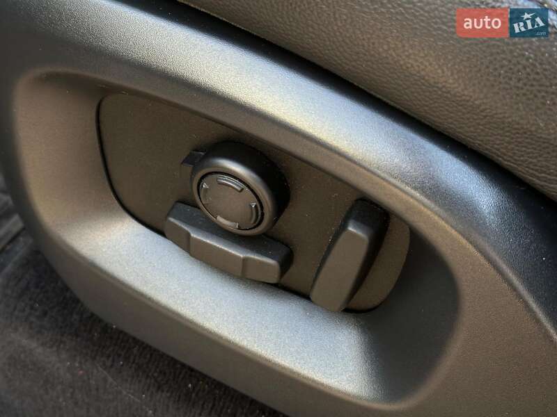 Внедорожник / Кроссовер Land Rover Range Rover Sport 2016 в Одессе