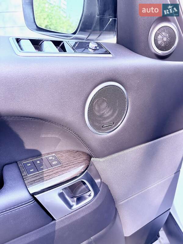 Внедорожник / Кроссовер Land Rover Range Rover Sport 2018 в Киеве фото 30 Внедорожник / Кроссовер Land Rover Range Rover Sport 2018 в Киеве