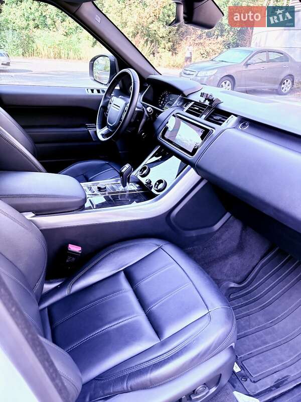 Внедорожник / Кроссовер Land Rover Range Rover Sport 2018 в Киеве фото 36 Внедорожник / Кроссовер Land Rover Range Rover Sport 2018 в Киеве