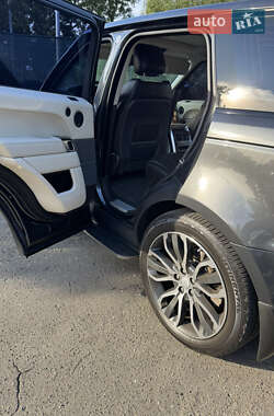 Внедорожник / Кроссовер Land Rover Range Rover Sport 2016 в 