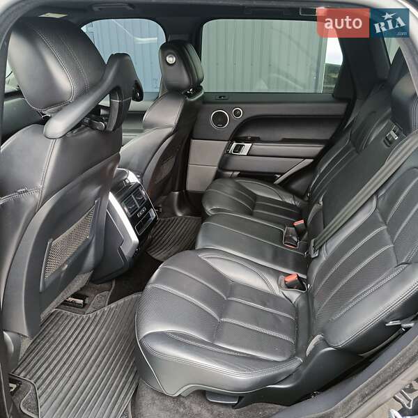 Внедорожник / Кроссовер Land Rover Range Rover Sport 2016 в Дубно