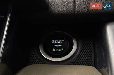 Внедорожник / Кроссовер Land Rover Range Rover Sport 2014 в 