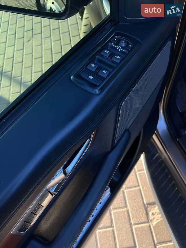 Внедорожник / Кроссовер Land Rover Range Rover Sport 2011 в Полтаве