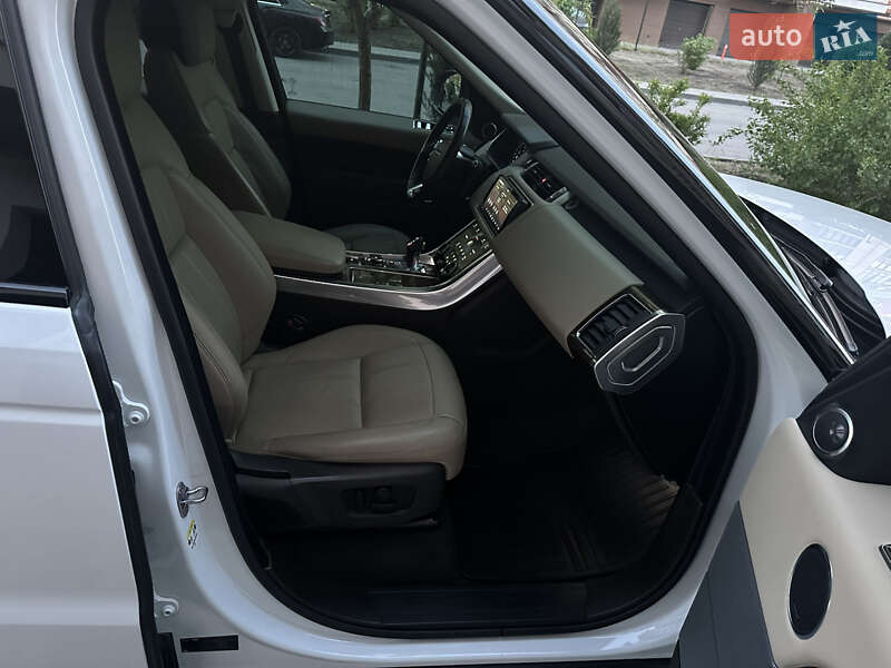 Внедорожник / Кроссовер Land Rover Range Rover Sport 2019 в Днепре фото 44 Внедорожник / Кроссовер Land Rover Range Rover Sport 2019 в Днепре