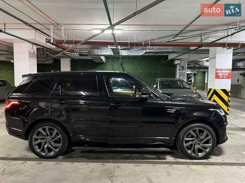 Внедорожник / Кроссовер Land Rover Range Rover Sport 2019 в Киеве фото 13 Внедорожник / Кроссовер Land Rover Range Rover Sport 2019 в Киеве