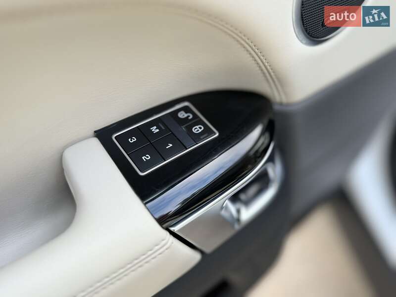 Внедорожник / Кроссовер Land Rover Range Rover Sport 2013 в Киеве фото 32 Внедорожник / Кроссовер Land Rover Range Rover Sport 2013 в Киеве